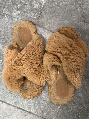 Auden- slippers